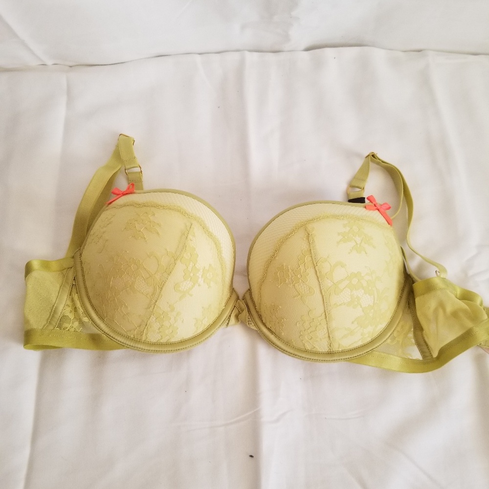 Victoria secret bra